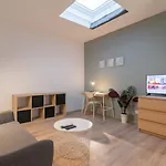Apartment Grand Place And Equipped Studio!