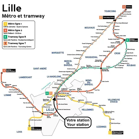 Grand Place And Equipped Studio!